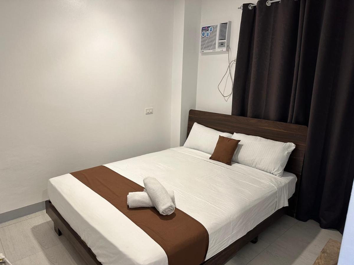 Aden Hotel Makati City Luaran gambar