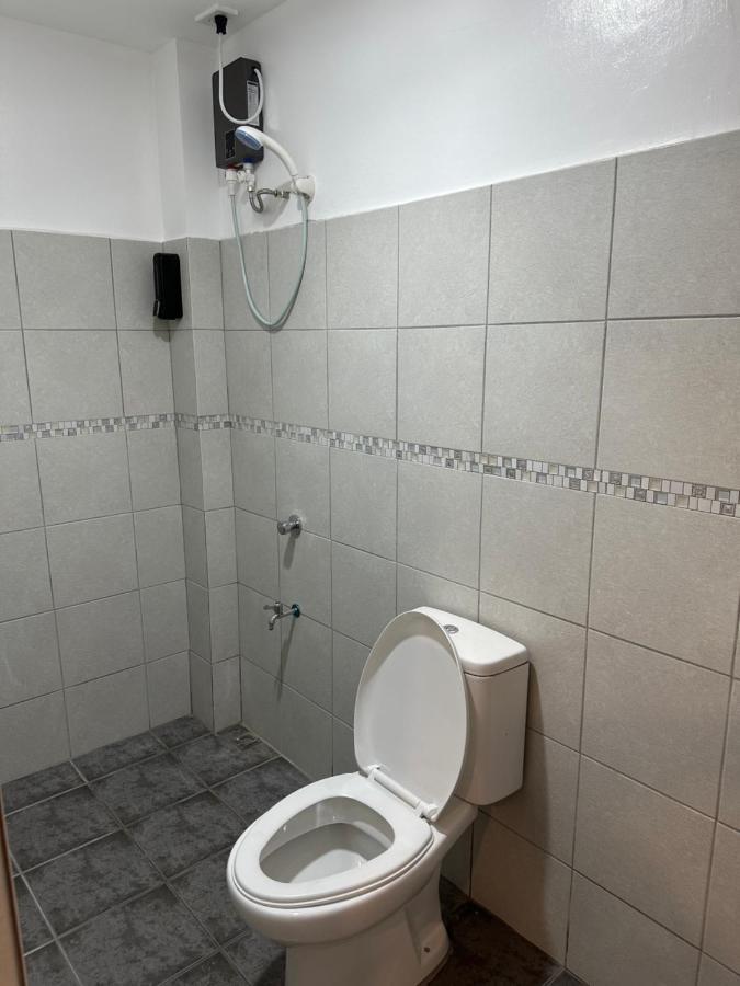 Aden Hotel Makati City Luaran gambar