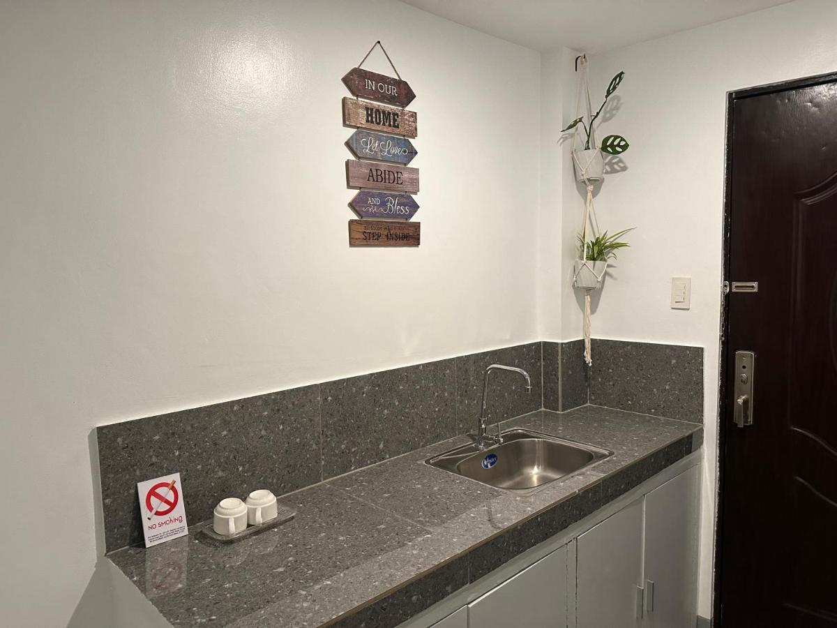 Aden Hotel Makati City Luaran gambar